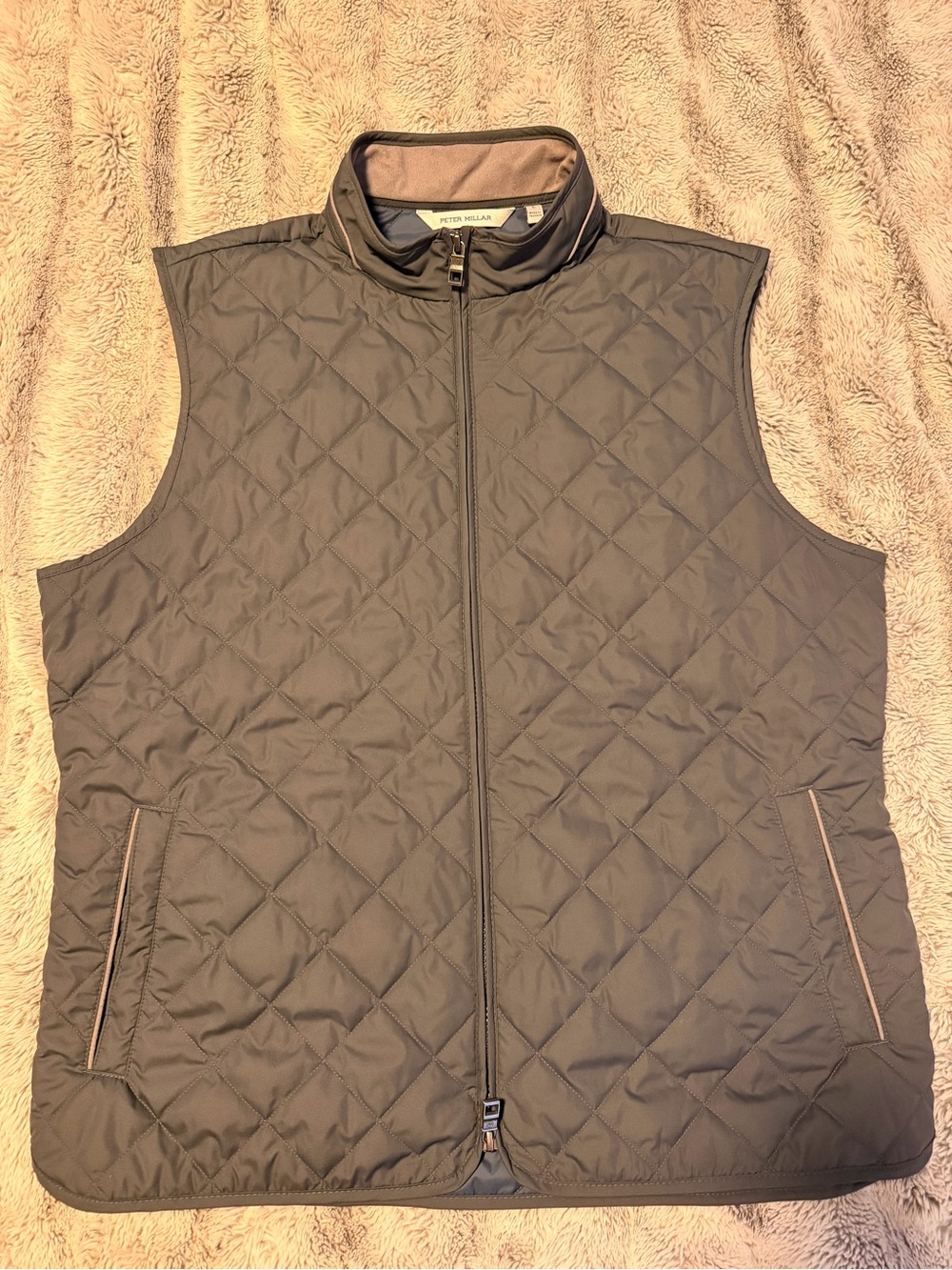 Peter Millar Essex Vest | Large | Iron